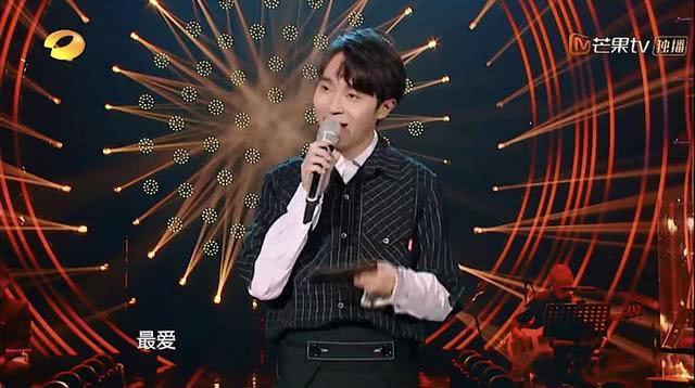 歌手2019吴青峰紧张到发抖，他的表现你们还满意吗？