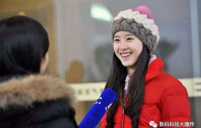 章泽天被问为什么嫁给大自己20岁的刘强东 她的回答让网友炸锅