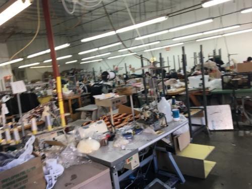 加工订单不足 美国南加州两家华资成衣厂面临困境