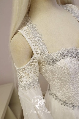《塞尔达》主题婚纱惊现卖场 起价2400美元！