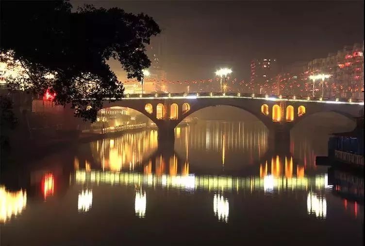 惊艳了！三明尤溪的夜空流光溢彩！这颜值你打几分？