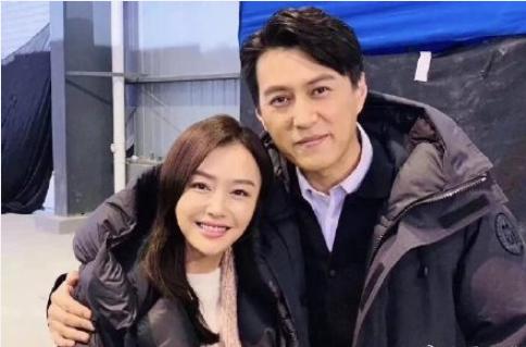 东方卫视官宣的2019年十一部重点剧，其中靳东主演的有两部！