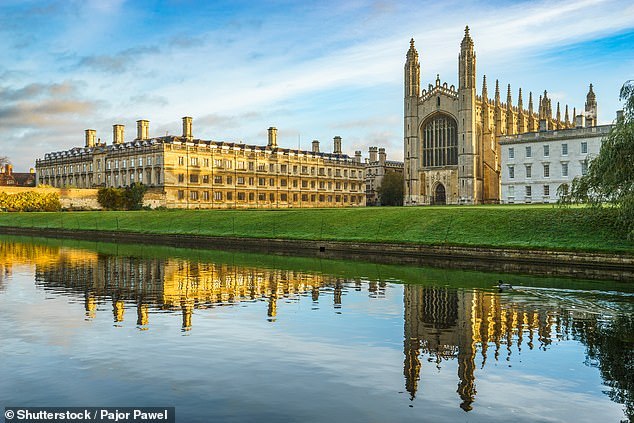 牛津剑桥国际学生人数增加 被指“因看重高额学费收入”