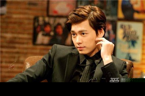 湾湾李易峰恋情是真的吗具体怎么回事 湾湾李易峰为何被传恋爱
