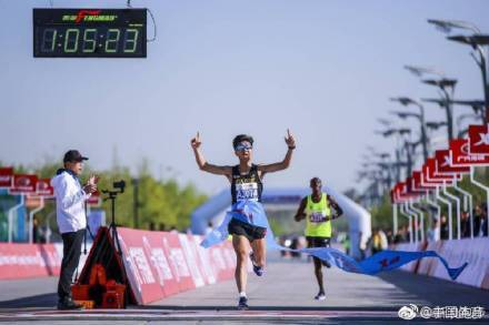 中国马拉松选手夺冠什么情况 2019北京半马刘洪亮破赛会纪录