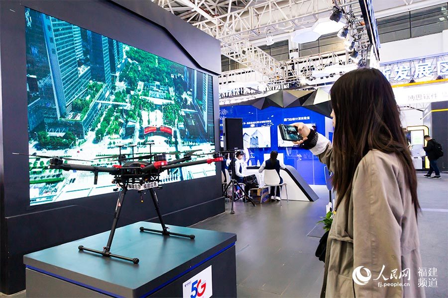 新技术新产品 第二届数字中国建设成果展人气爆棚