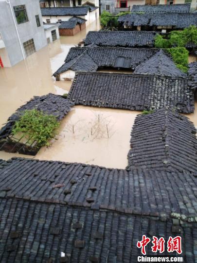 三明清流遭遇暴雨洪灾经济损失2.3亿元