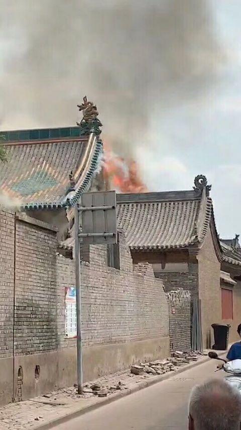 山西平遥武庙大火现场什么情况？山西平遥武庙大火有人员伤亡吗