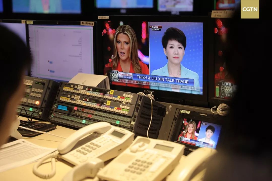 CGTN女主播刘欣与FOX女主播翠西约辩 主播刘欣频被插话！中美主播约辩16分钟对话要点回顾（2）