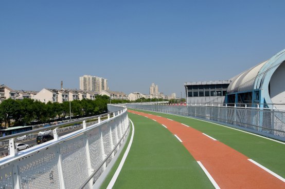 北京首条自行车专用路通车试运营（图）