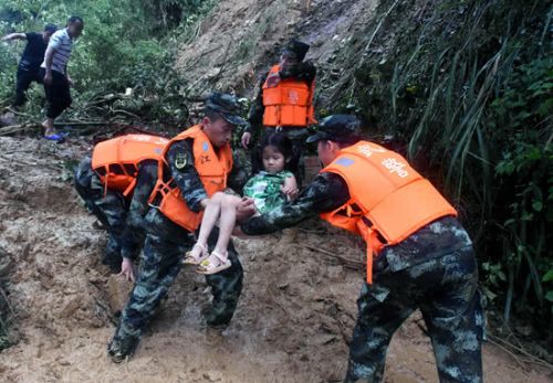 江西多地暴雨最新消息 江西多地暴雨现场图曝光严重吗有何影响