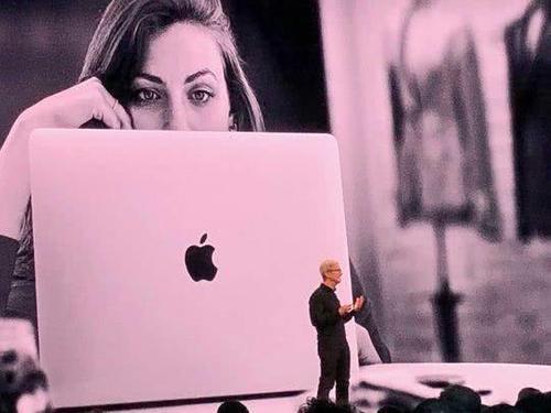 苹果发布会iPad有了独立的系统 这五大看点你不容错过！苹果手机也有了暗黑模式？（3）