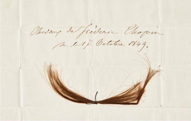 贝多芬一缕头发将公开拍卖 价格超过15000英镑