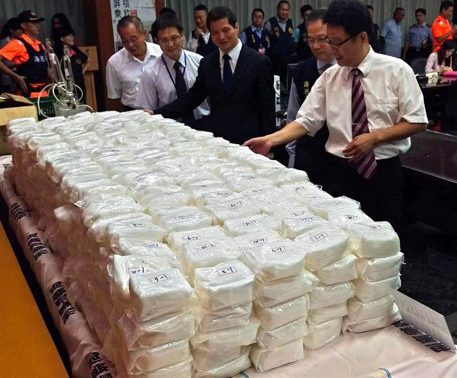 台湾传毒品走私案 海上缉毒30小时查缉员吐翻