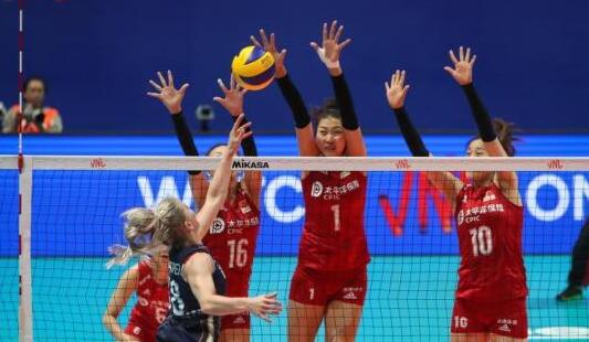 中国女排横扫波兰什么情况 中国女排轻松以3:0拿下比赛