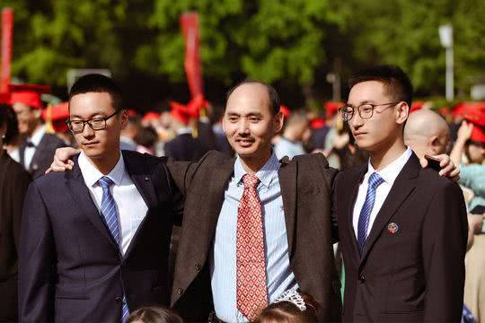 双胞胎高考700分什么情况 双胞胎学霸资料介绍