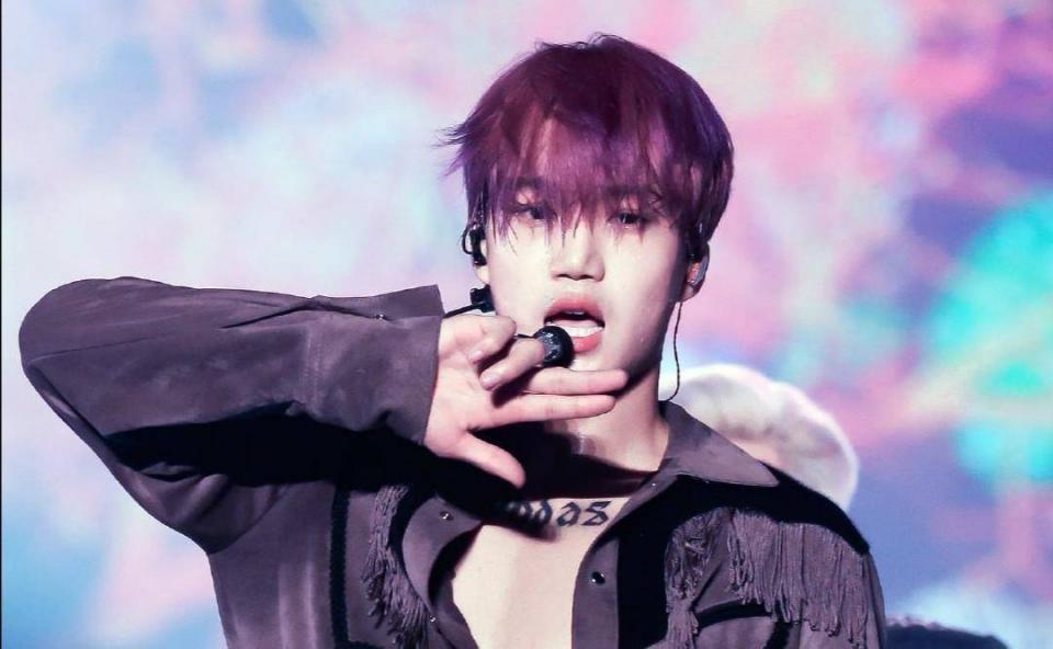 EXO金钟仁近照曝光，新发型暴露大脑门备受吐槽