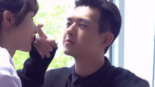 亲爱的热爱的结局是什么 佟年抢捧花当众求婚