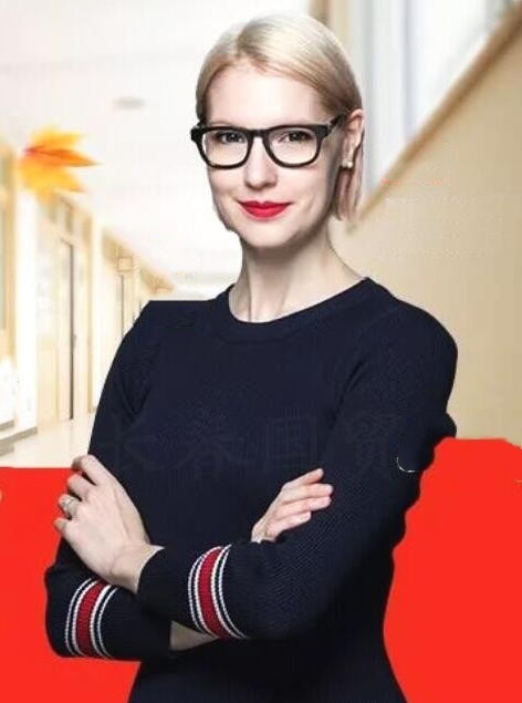 撒贝宁小13岁外籍妻子近照曝光，结婚三年，如今李白变成这样了！