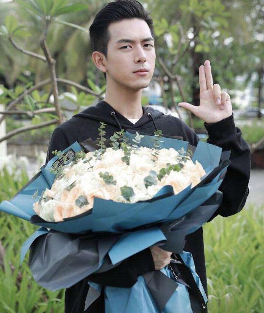 韩商言微博只关注一人 屏幕里溢出的甜腻味道，韩商言结局是什么