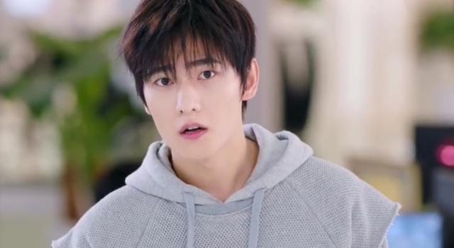 全职高手：杨洋会取代肖战的位置吗 你更喜欢哪一位