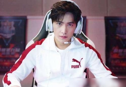 全职高手：“很穷”的叶修坐拥亿万家产 可以买下整个荣耀联盟