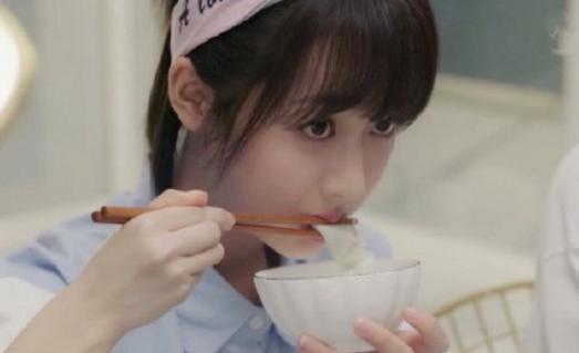 亲爱的热爱的吴白是不是喜欢佟年？吴白最后结局是什么？