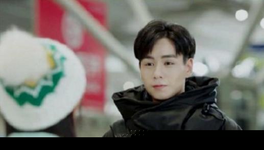 亲爱的热爱的吴白是不是喜欢佟年？吴白最后结局是什么？