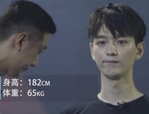 《亲爱的热爱的》grunt高级变脸 卸掉眼线让小仙女苏断腿