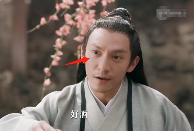 宸汐缘：女主同款衣服反复的换着穿 女二衣服比女主还多