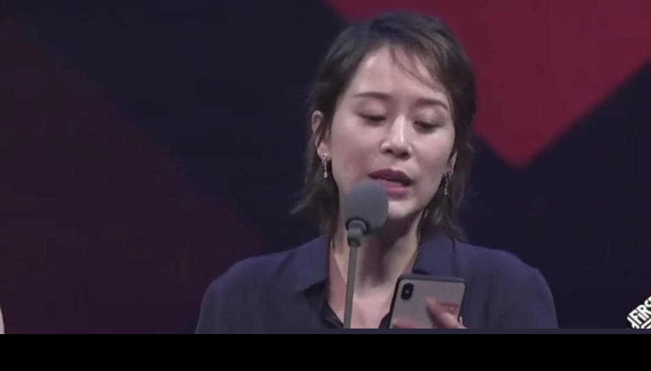 海清喊话宋佳被骂情商低，调侃隐私宋佳很尴尬，事后回怼说了什么