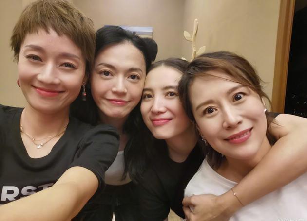 海清发表女性感言说了什么？海清这句“基本上没有傍大款”引争议