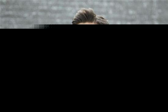 张翰新戏杀青之际传恋情，是老套炒作还是确有其事？