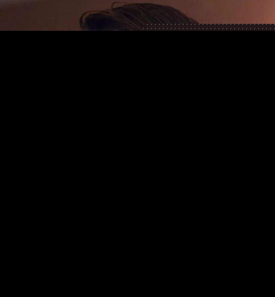 文章宣布离婚后首现身 喝闷酒被女助理搀走为得到上海户口才官宣？