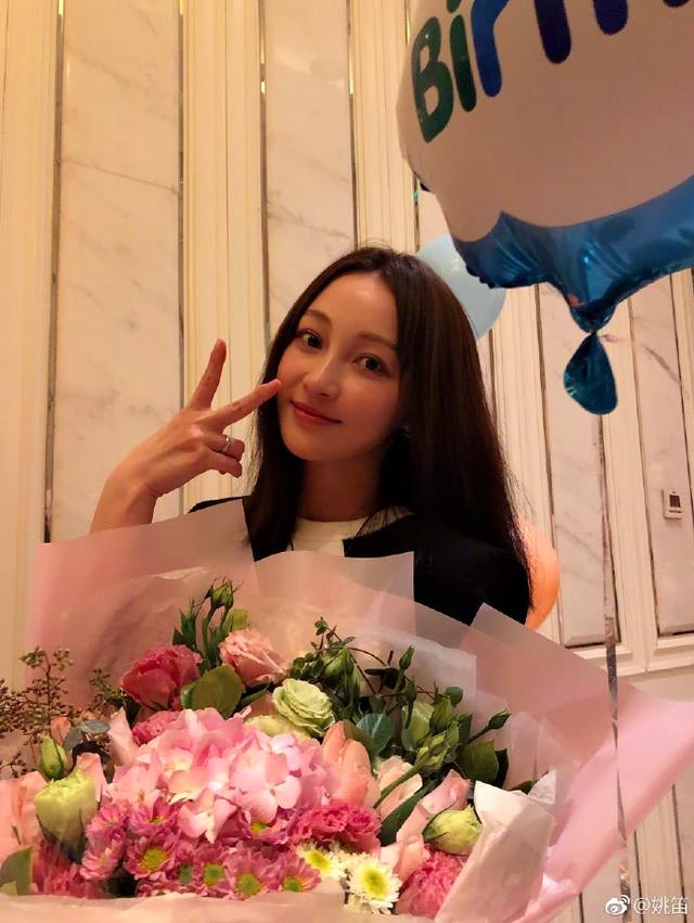 姚笛被传密婚生子后首现身，老公包办一切将姚笛宠成了小公主