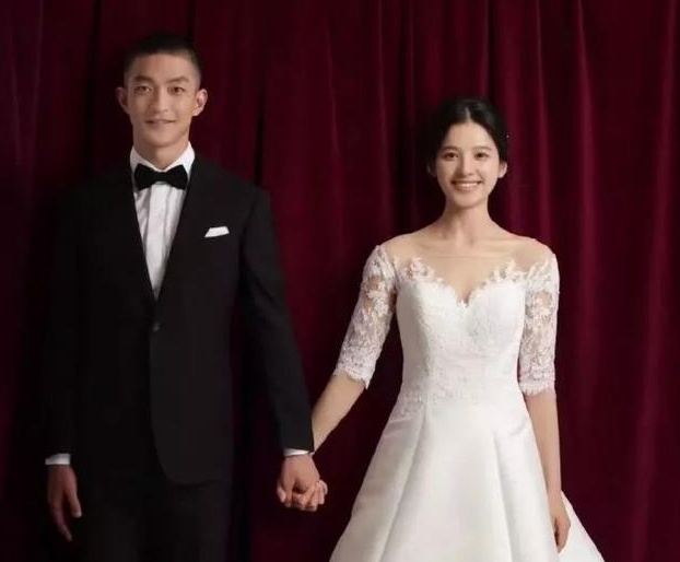 屈楚萧张婧仪恋情最新消息，屈楚萧和张婧仪是怎么认识的过程揭秘