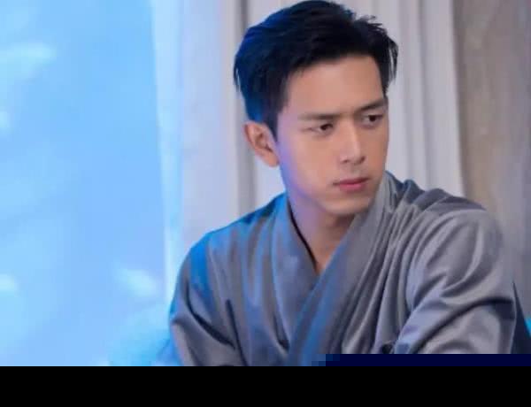 亲爱的热爱的大结局 韩商言为什么穿灰色西装