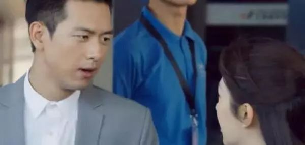 亲爱的热爱的大结局 韩商言为什么穿灰色西装