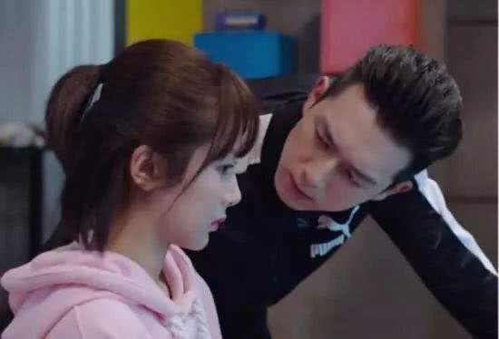 亲爱的热爱的大结局 韩商言为什么穿灰色西装