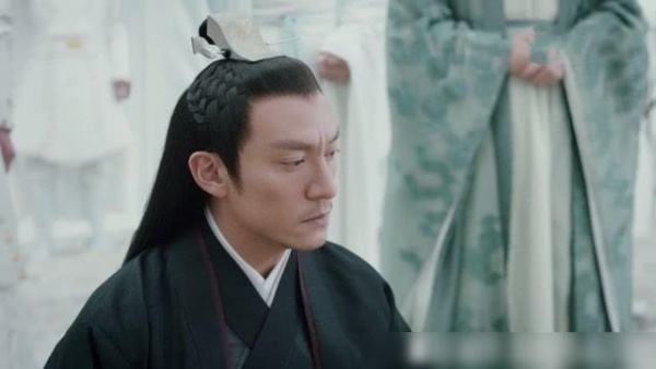 宸汐缘：露出真身九宸霸气花蓼可爱 灵汐让人眼前一亮