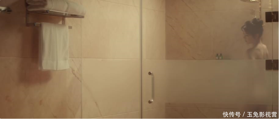 追龙2邱意浓热裤上阵牺牲够大！邱意浓大尺度照片资料背景介绍