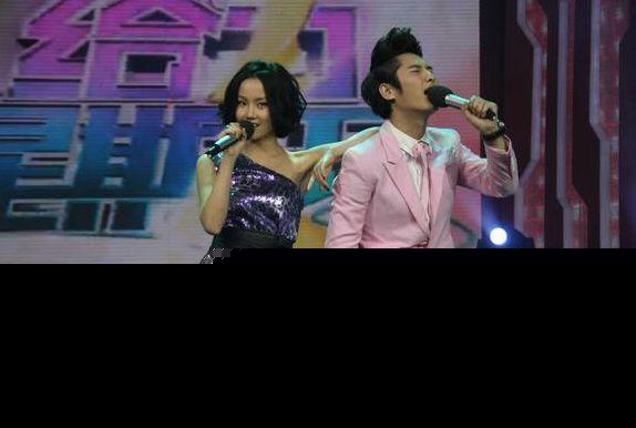 被郭敬明封杀后朱梓骁去当售货员了？木棍鼻子饺子下巴太吓人了