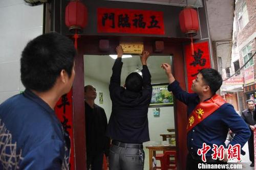 军属家庭挂光荣牌详细情况 军属家庭为什么要挂光荣牌详情曝光