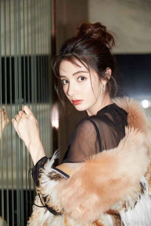 爆于小彤海陆往事遭骂 麦迪娜斥芒果台恶意剪辑