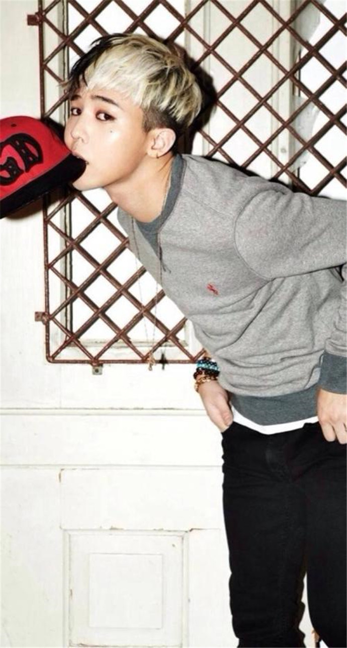 权志龙退役时间曝光，bigbang组合成一盘散沙名声因胜利而受损