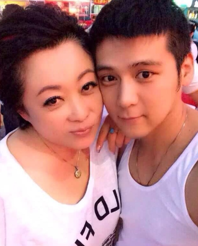 57岁女演员张海燕疑包养20岁男模真的吗？张海燕个人资料演过什么剧