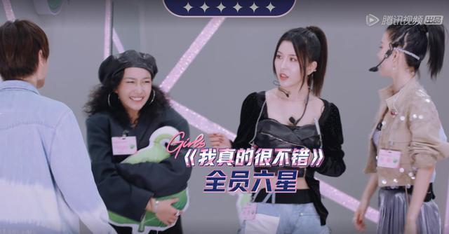 BY2刚获六星就被降级，只怪对手太强大，龙丹妮都站起来给她鼓掌（2）