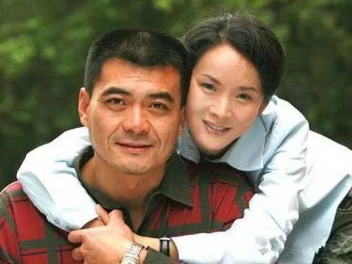秦海璐倒追老公是真的吗？秦海璐老公是谁王新军家庭背景资料（3）