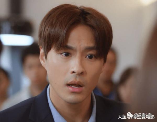 我们不能是朋友：黎浩一向周惟惟当众暴力求婚 褚克桓拎走黎浩一