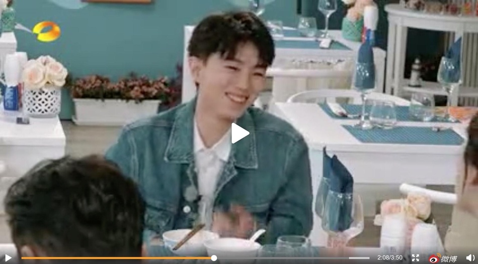 中餐厅3王俊凯杨紫聊童年回忆超HIGH 黄晓明无奈被移出群聊